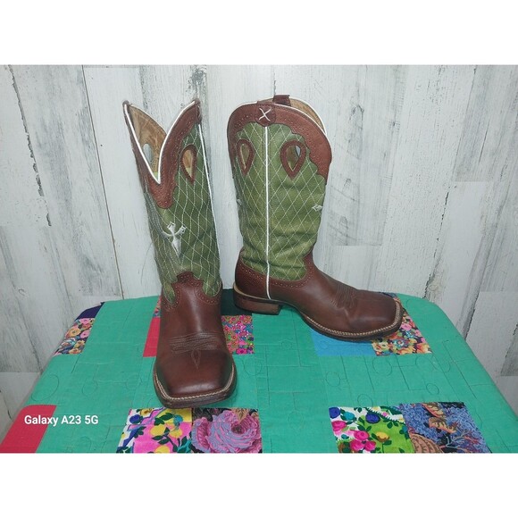 Twisted X Green Cross 12\
